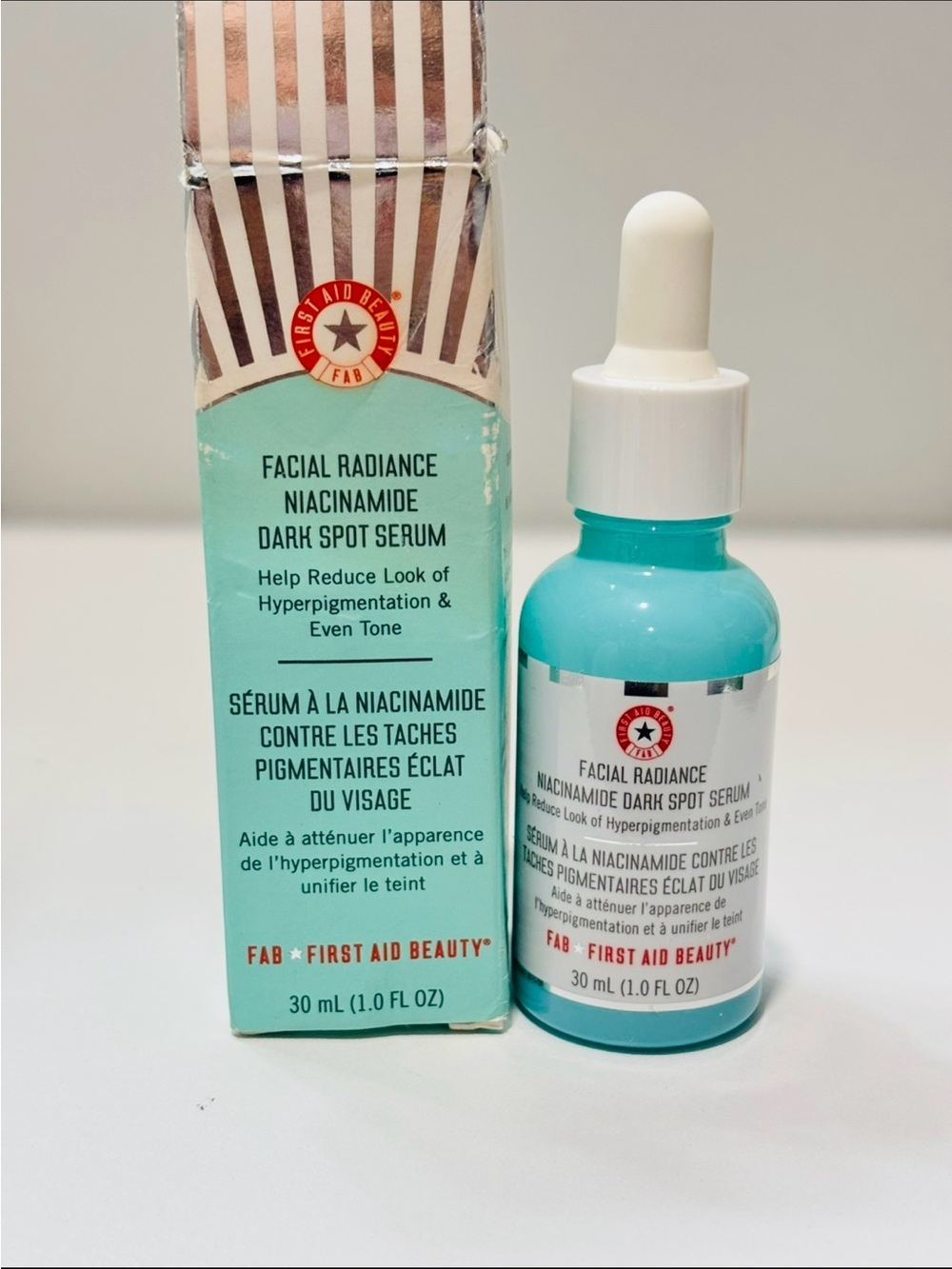 First Aid Beauty Facial Radiance Niacinamide Dark Spot Serum